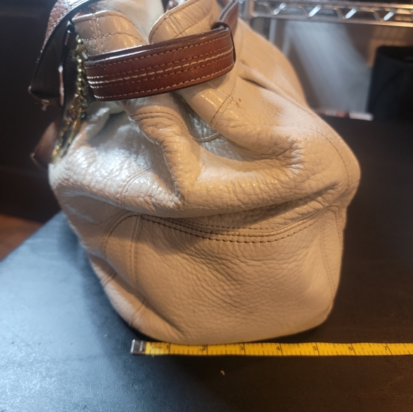 Coach used bag w wallet coin and key chain a four piece set - Picture 6 of 16